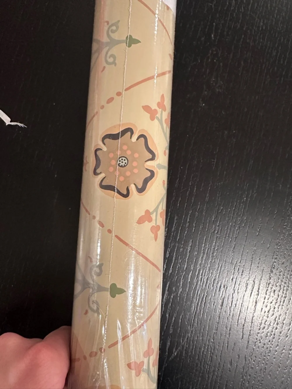 Brunshwig & Fils Designer Pugin Rose Wallpaper - RARE Floral wallpaper